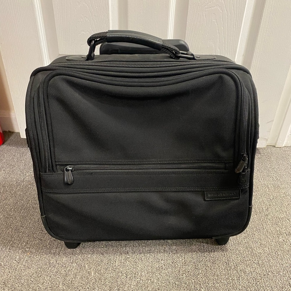 Briggs & Riley U114 Rolling Tote